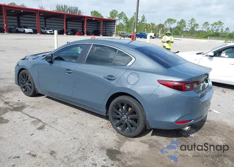 2024 Mazda Mazda3 2.5 S Carbon Edition z USA, uszkodzony, nr VIN 3MZBPBCM2RM403824